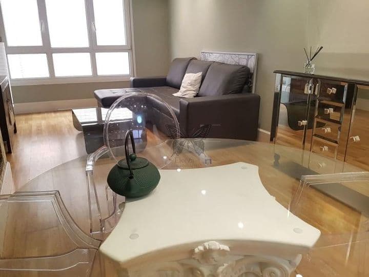 2 bedrooms apartment for rent in Oviedo, Spain - Image 5