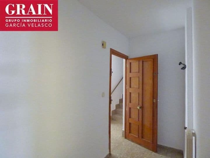 4 bedrooms apartment for rent in Albacete, Spain - Image 12