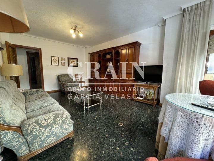 5 bedrooms apartment for rent in Albacete, Spain - Image 2