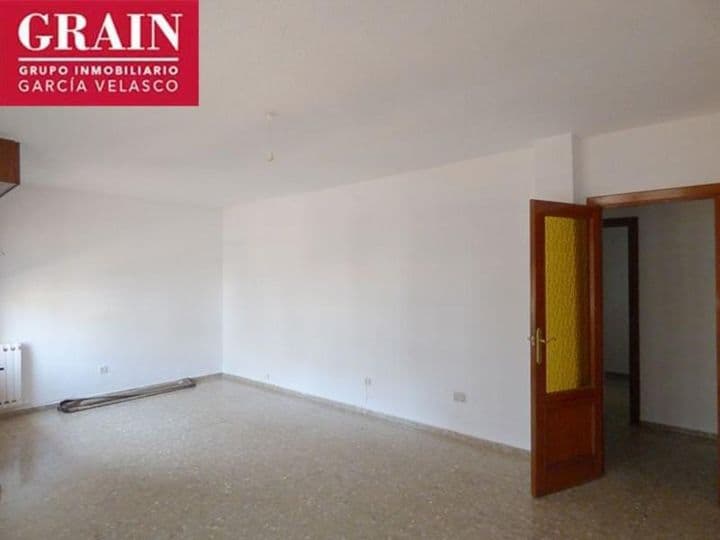 4 bedrooms apartment for rent in Albacete, Spain - Image 2