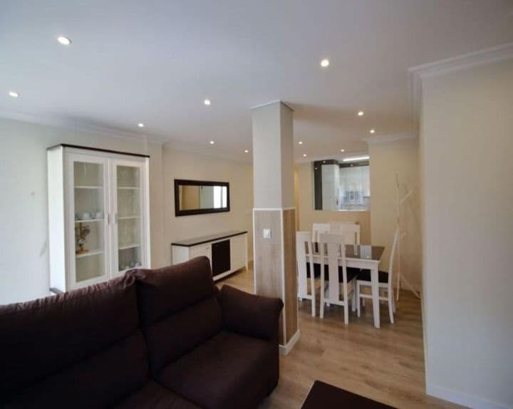 3 bedrooms apartment for rent in Gijon, Spain - Image 3