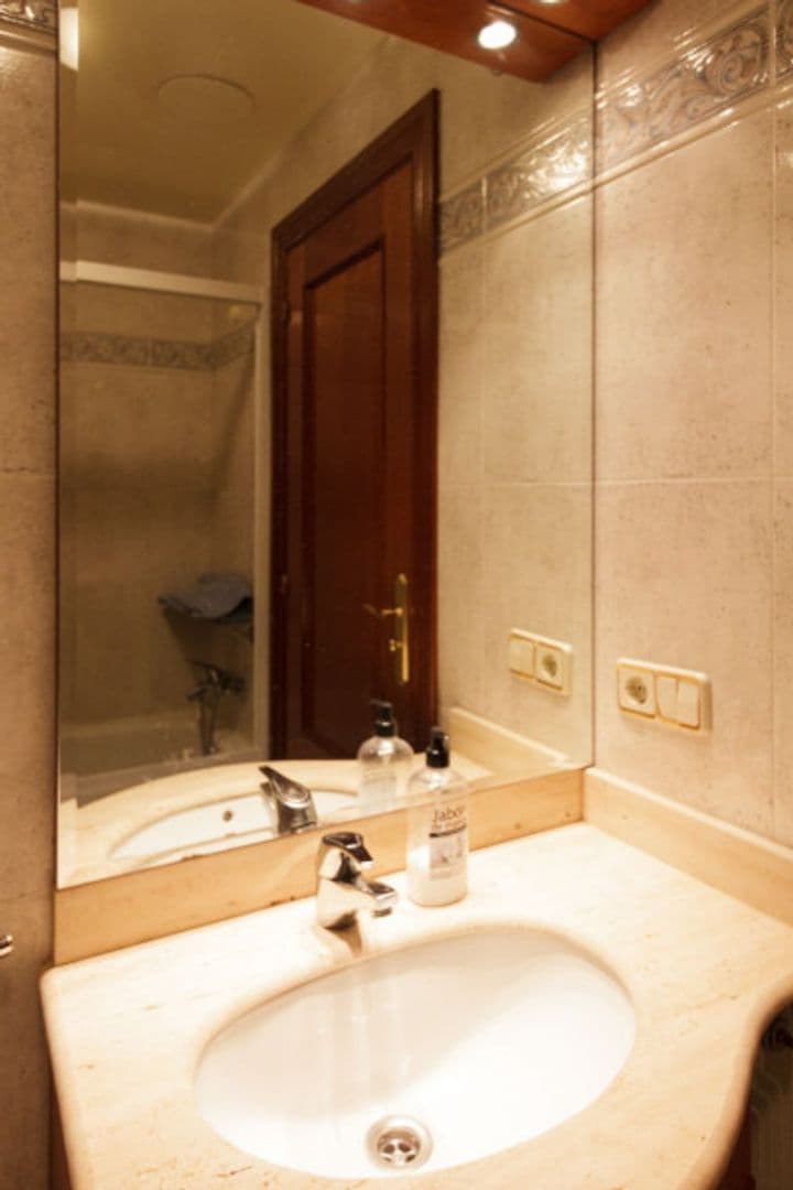 2 bedrooms apartment for sale in Logrono, Spain - Image 3