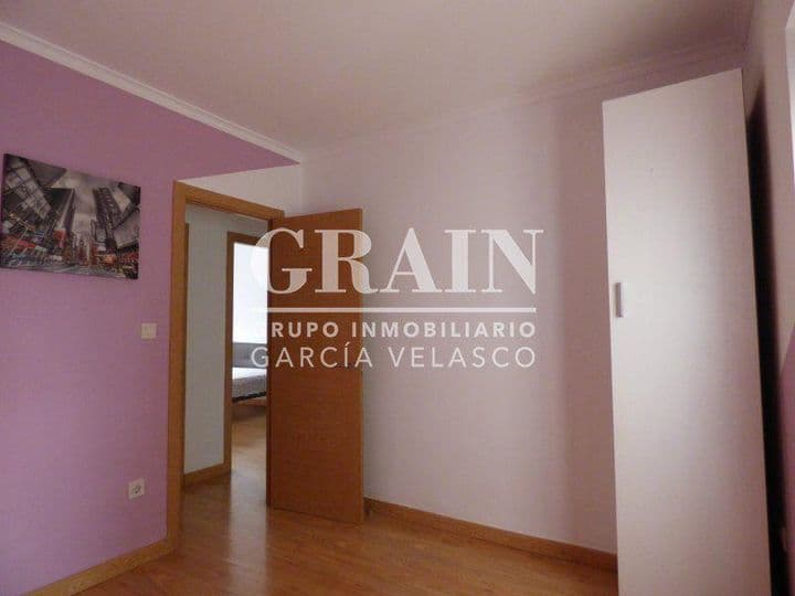 3 bedrooms apartment for rent in Albacete, Spain - Image 11