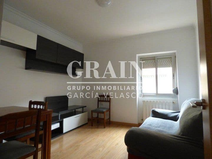 3 bedrooms apartment for rent in Albacete, Spain - Image 4