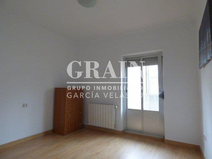 3 bedrooms apartment for rent in Albacete, Spain - Image 12