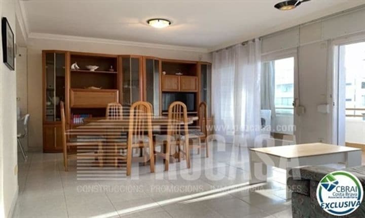 1 bedroom apartment for sale in Roses, Spain - Image 2