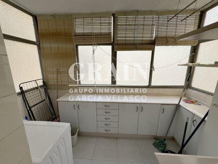 5 bedrooms apartment for rent in Albacete, Spain - Image 8