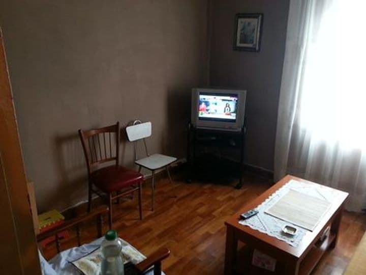 2 bedrooms apartment for sale in Leon, Spain - Image 2