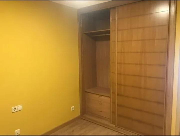 2 bedrooms apartment for rent in Vigo, Spain - Image 8