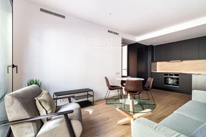 2 bedrooms apartment for rent in Sant Antoni, Spain - Image 3