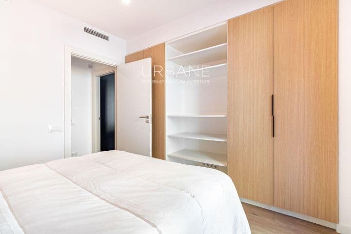 2 bedrooms apartment for rent in Sant Antoni, Spain - Image 9