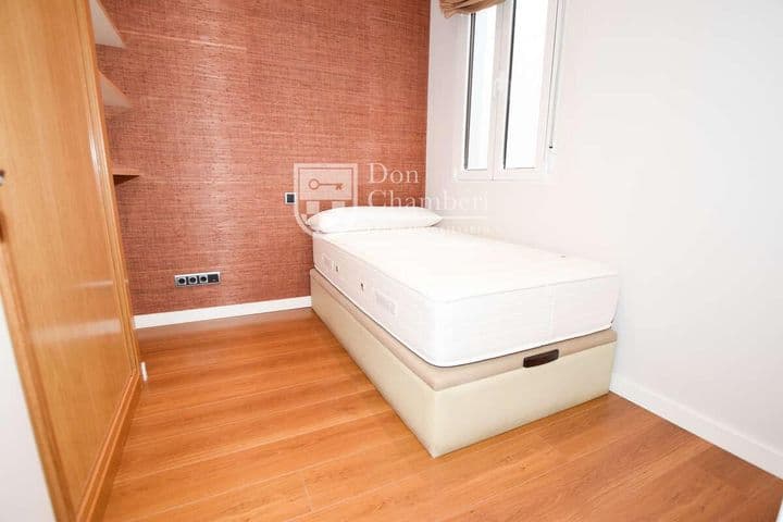 3 bedrooms apartment for rent in Chamberi, Spain - Image 2