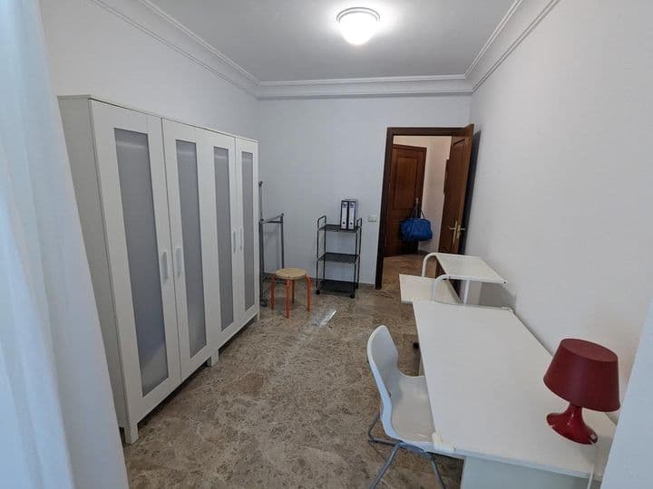 3 bedrooms apartment for rent in Guanarteme, Spain - Image 8