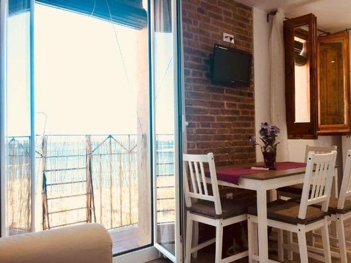 1 bedroom apartment for rent in Ciutat Vella, Spain - Image 4