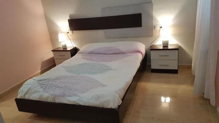 2 bedrooms apartment for rent in Albacete, Spain - Image 9