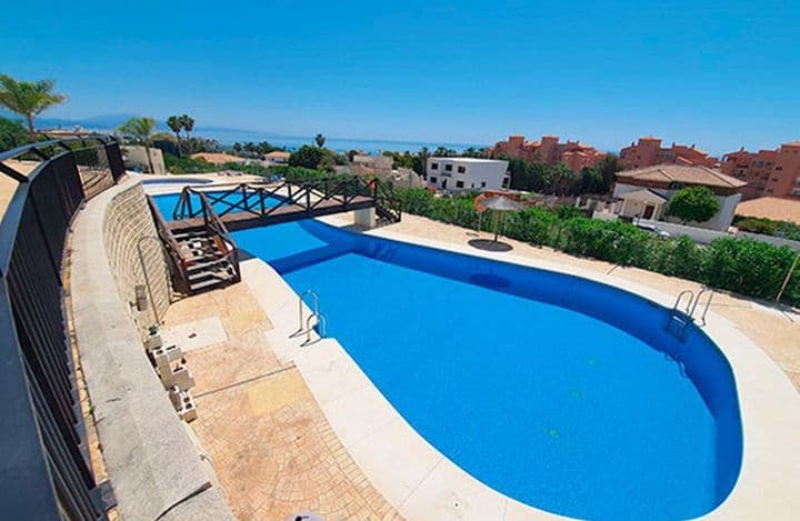 2 bedrooms apartment for sale in La Duquesa, Spain - Image 4