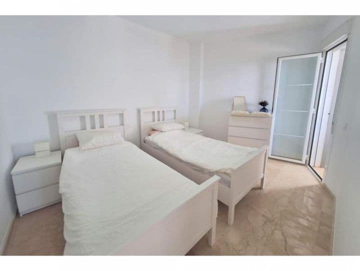 2 bedrooms apartment for sale in La Duquesa, Spain - Image 6