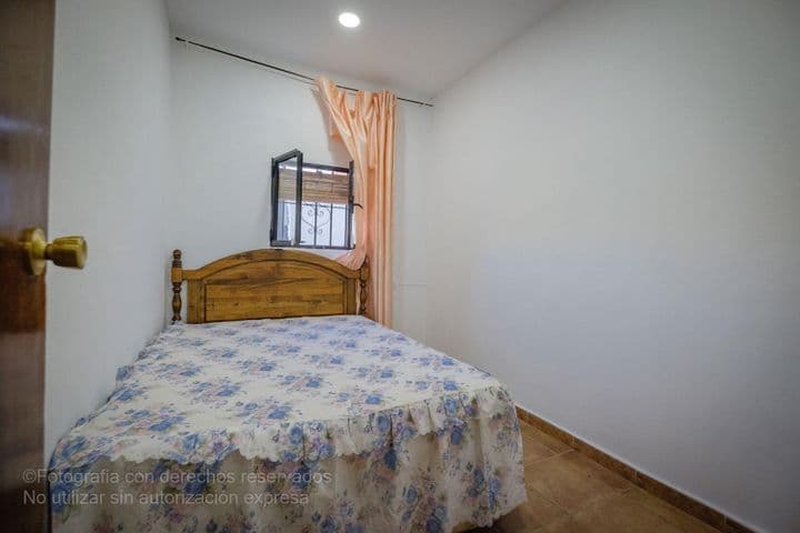 2 bedrooms house for sale in Estepona, Spain - Image 3