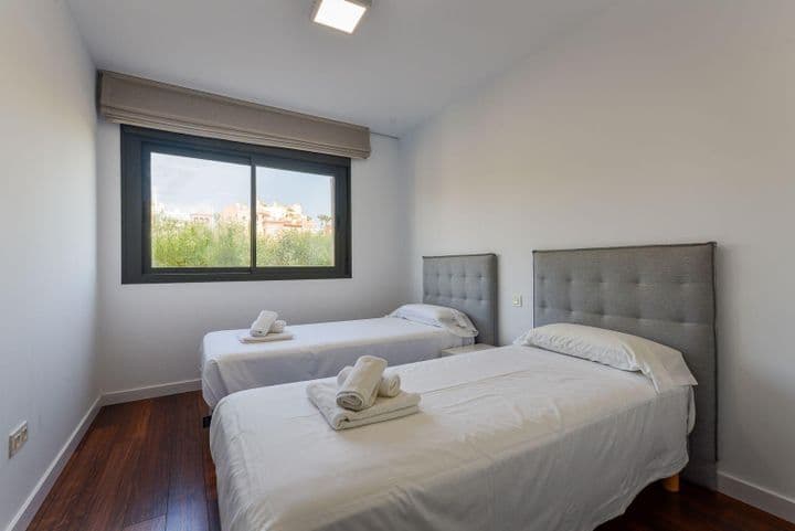 4 bedrooms apartment for sale in Manilva, Spain - Image 3