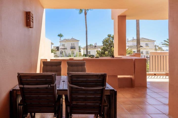 2 bedrooms apartment for sale in Nagueles-Milla de Oro, Spain - Image 3