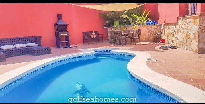 4 bedrooms house for rent in Torremolinos, Spain - Image 2