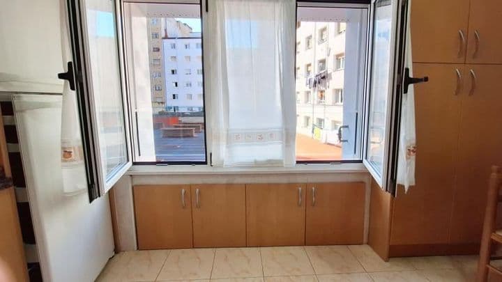 3 bedrooms apartment for rent in Gijon, Spain - Image 6