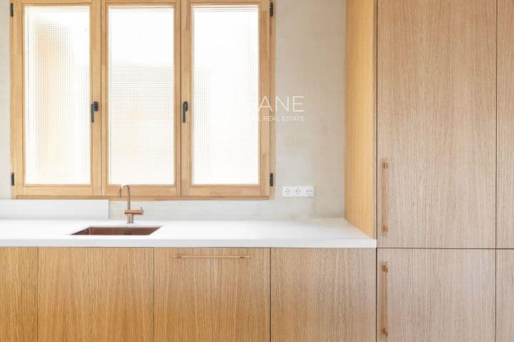 2 bedrooms house for sale in Ciutat Vella, Spain - Image 10