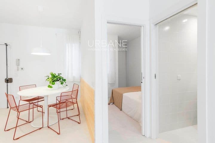 2 bedrooms apartment for sale in Ciutat Vella, Spain - Image 3