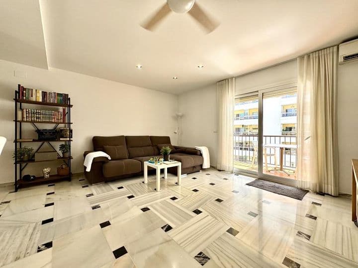 3 bedrooms apartment for sale in Fuengirola, Spain - Image 9