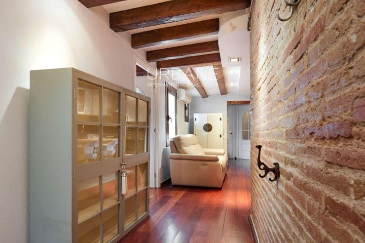 3 bedrooms apartment for sale in Gotic, Spain - Image 2