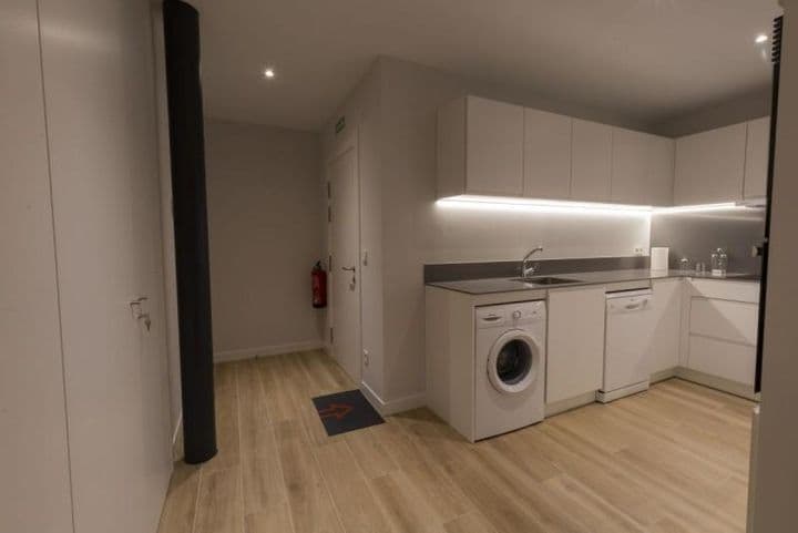 1 bedroom apartment for rent in Pamplona, Spain - Image 6