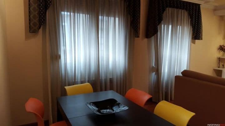 3 bedrooms apartment for rent in Vitoria-Gasteiz, Spain - Image 4