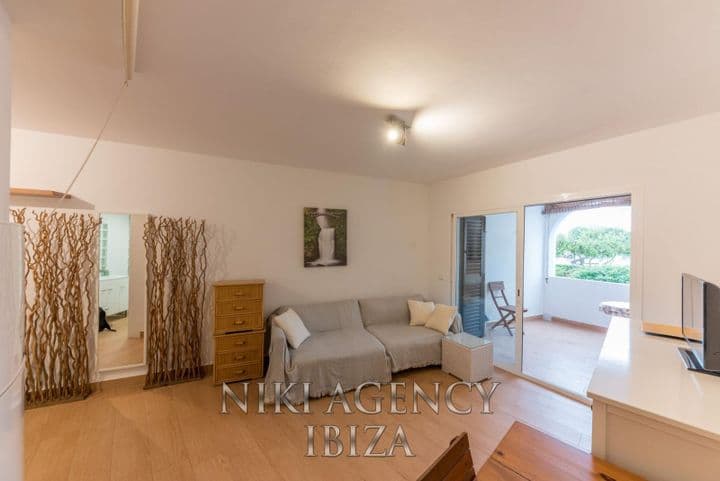 1 bedroom apartment for sale in Santa Eulalia del Rio, Spain - Image 4