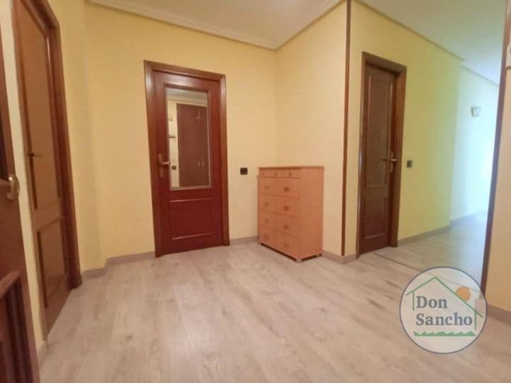 4 bedrooms apartment for sale in Valladolid, Spain - Image 3