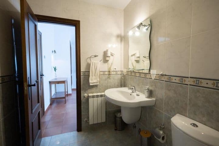 4 bedrooms house for sale in La Campina, Spain - Image 9