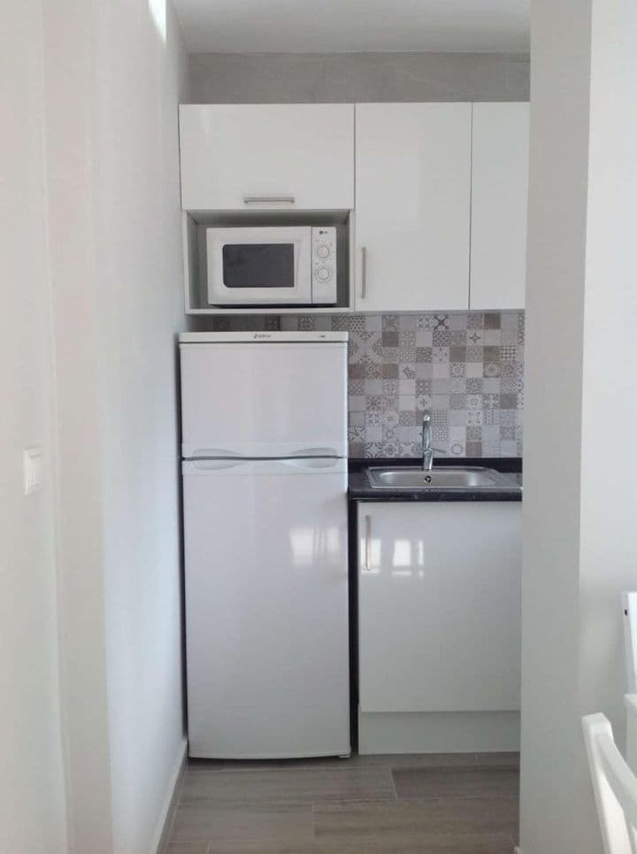 1 bedroom apartment for rent in Benalmadena Pueblo, Spain - Image 10