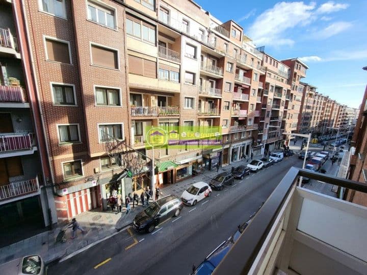 4 bedrooms apartment for sale in Santurtzi, Spain - Image 3