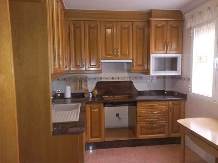 3 bedrooms apartment for sale in Albacete, Spain - Image 2