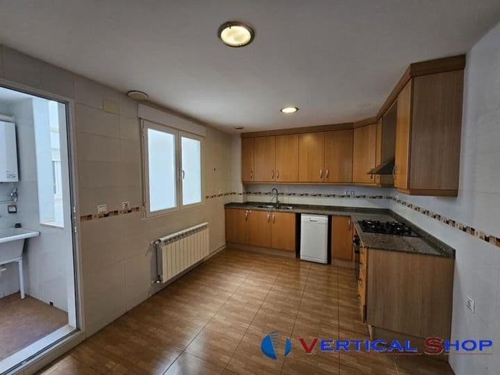 3 bedrooms apartment for sale in Albacete, Spain - Image 3