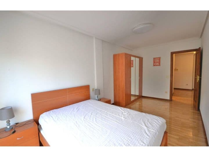 2 bedrooms apartment for rent in Palencia, Spain - Image 7