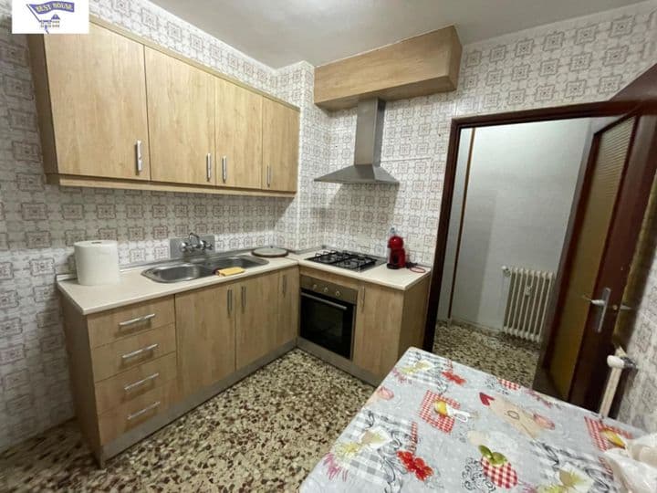 4 bedrooms apartment for rent in Albacete, Spain - Image 10