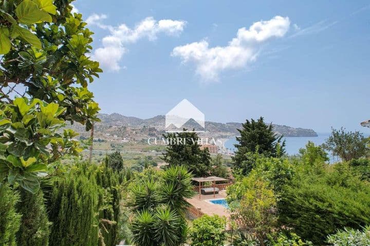 4 bedrooms house for sale in La Herradura, Spain - Image 2