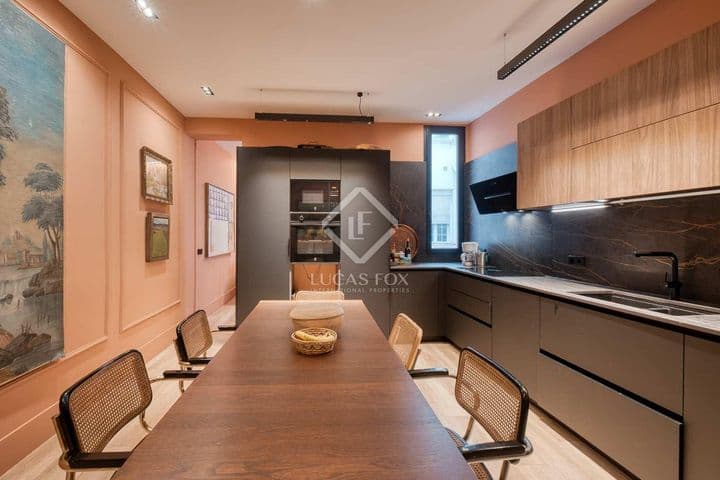 1 bedroom apartment for sale in Madrid, Spain - Image 9