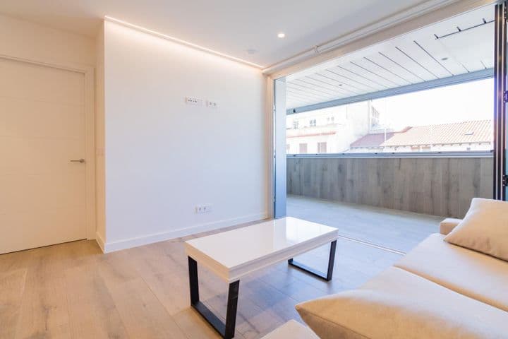 1 bedroom apartment for rent in Pamplona, Spain - Image 8