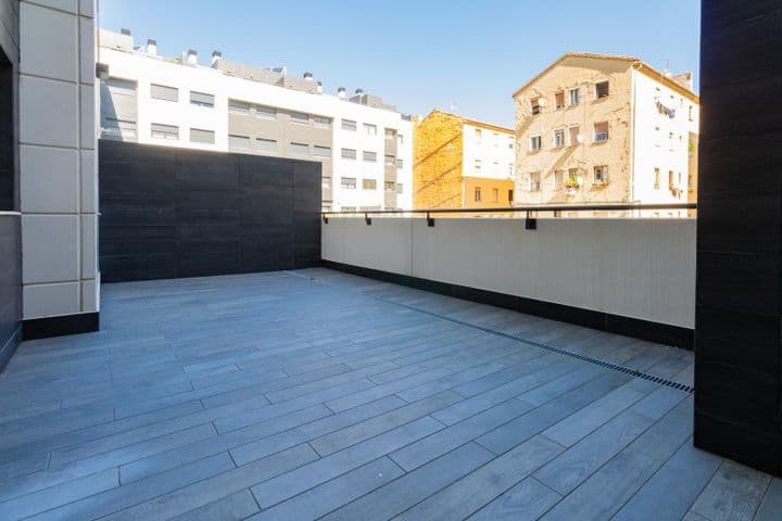 3 bedrooms apartment for rent in Pamplona, Spain - Image 4