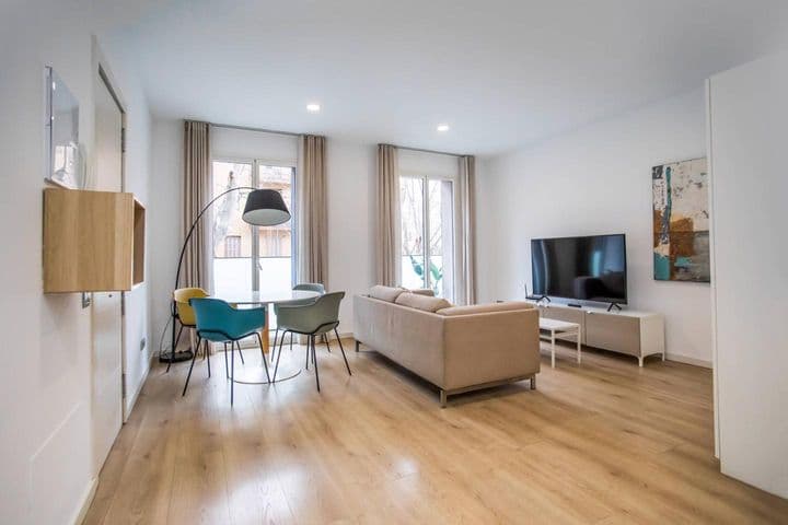 2 bedrooms apartment for rent in Poblenou, Spain - Image 5