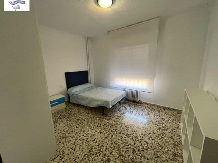 4 bedrooms apartment for rent in Albacete, Spain - Image 4