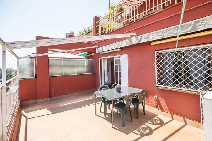 2 bedrooms apartment for rent in La Bordeta-Hostafrancs, Spain - Image 2