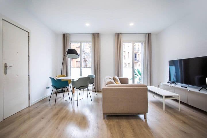 2 bedrooms apartment for rent in Poblenou, Spain - Image 6