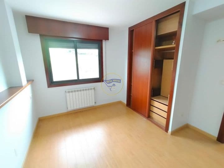 1 bedroom apartment for rent in Vigo, Spain - Image 12